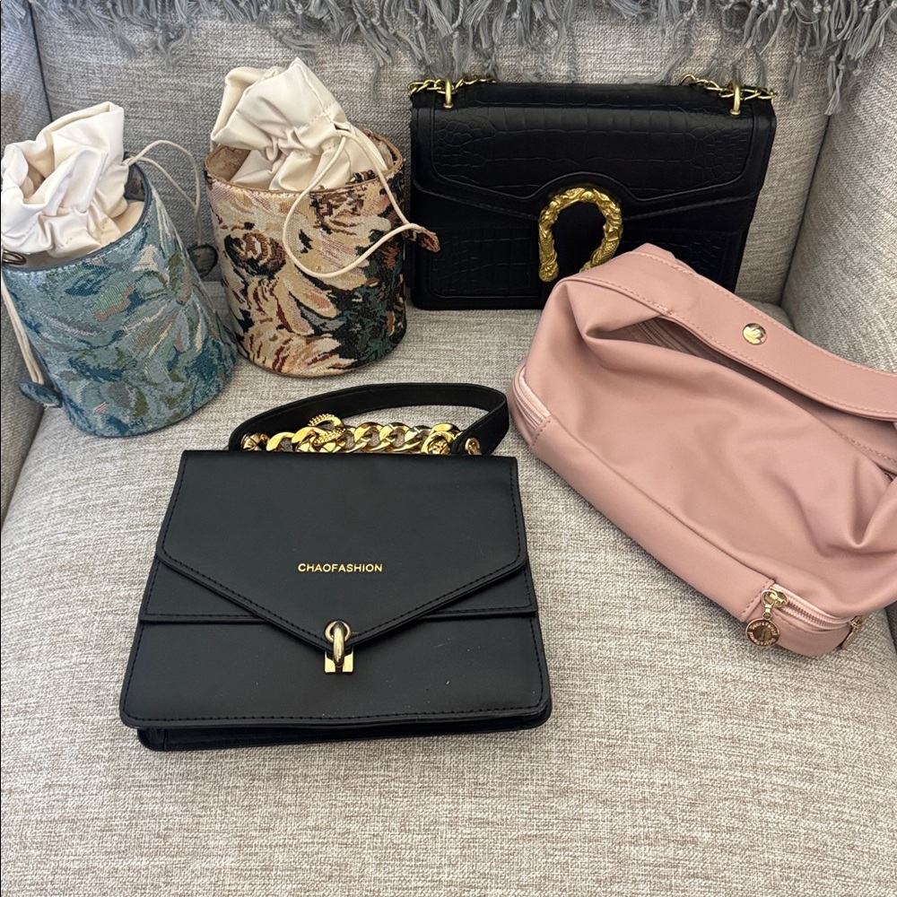 👜 Chic 4-Piece Purse Bundle – Fashion Finds!